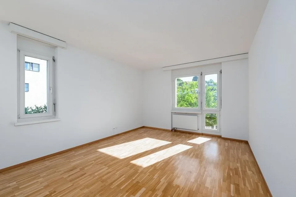 Grosszügige Familienwohnung nahe Sportplatz Herrliberg – Foto 6 von 12