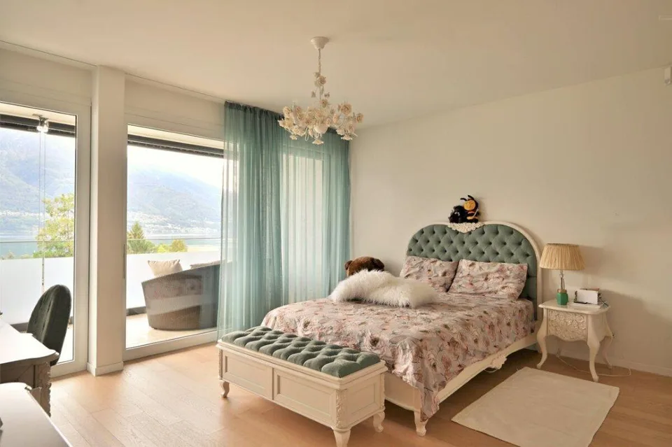 Ampio e lussuoso attico duplex con spettacolare vista lago | Large ... – Foto 18 von 23