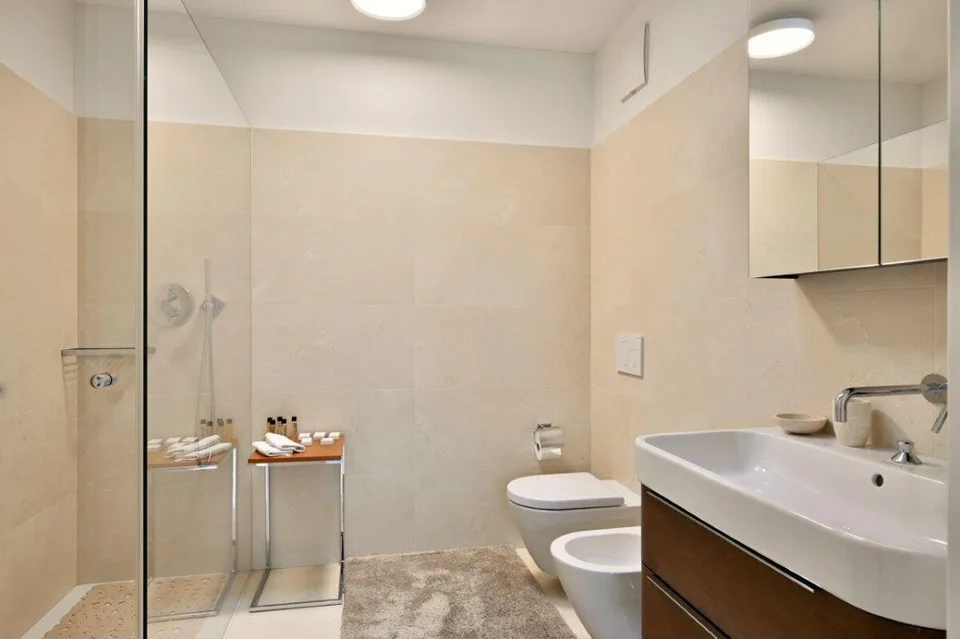 Ampio e lussuoso attico duplex con spettacolare vista lago | Large ... – Foto 21 von 23