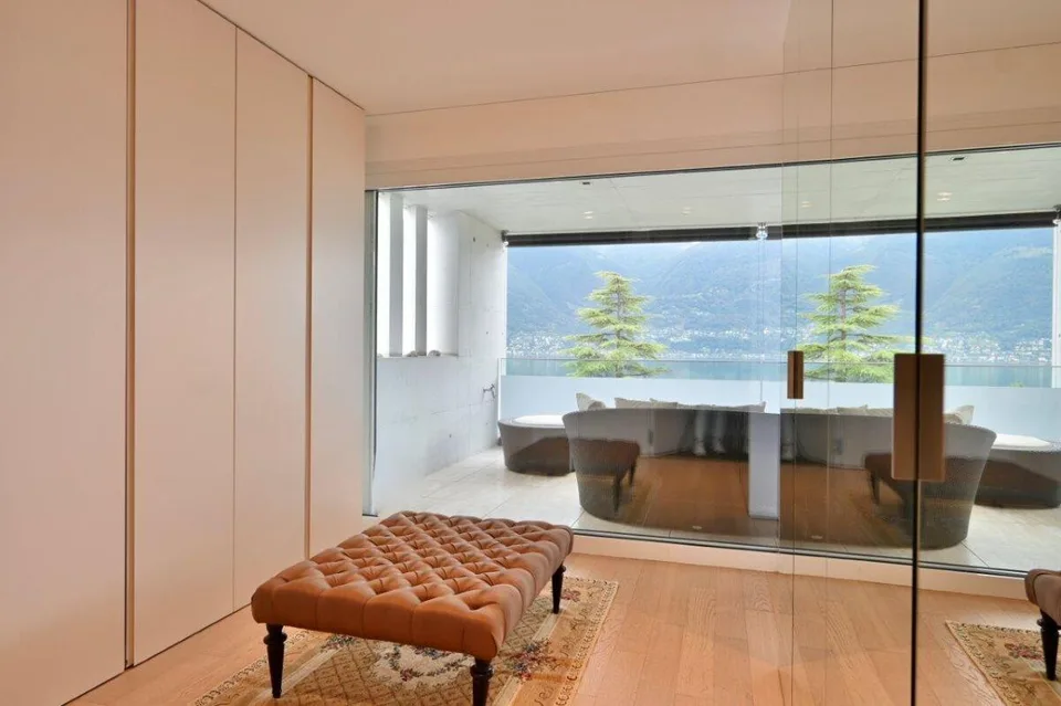 Ampio e lussuoso attico duplex con spettacolare vista lago | Large ... – Foto 14 von 23