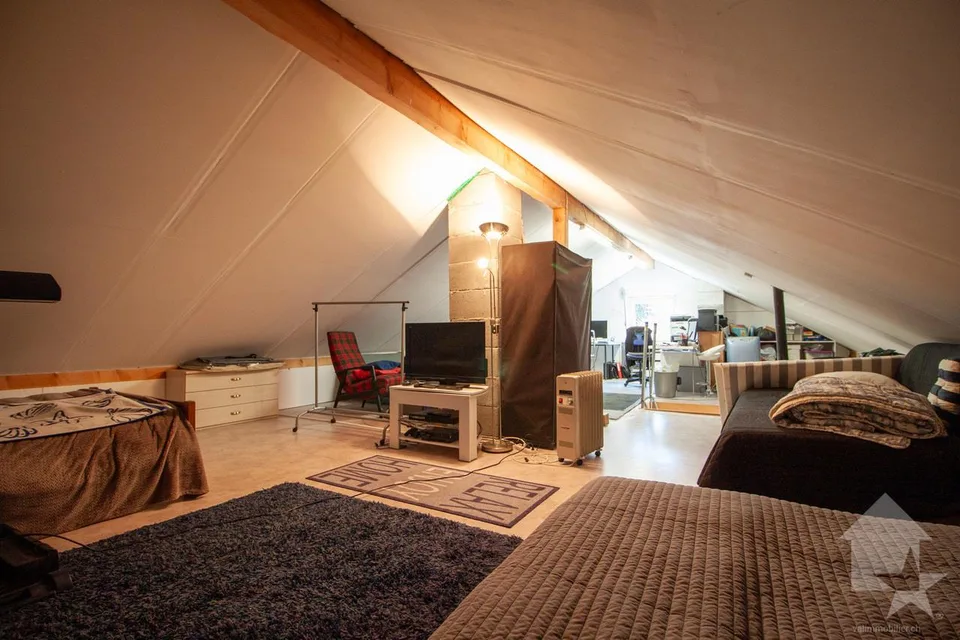 Superbe chalet de 4.5 pièces sur un terrain de 6'876 m2 – Foto 26 von 30