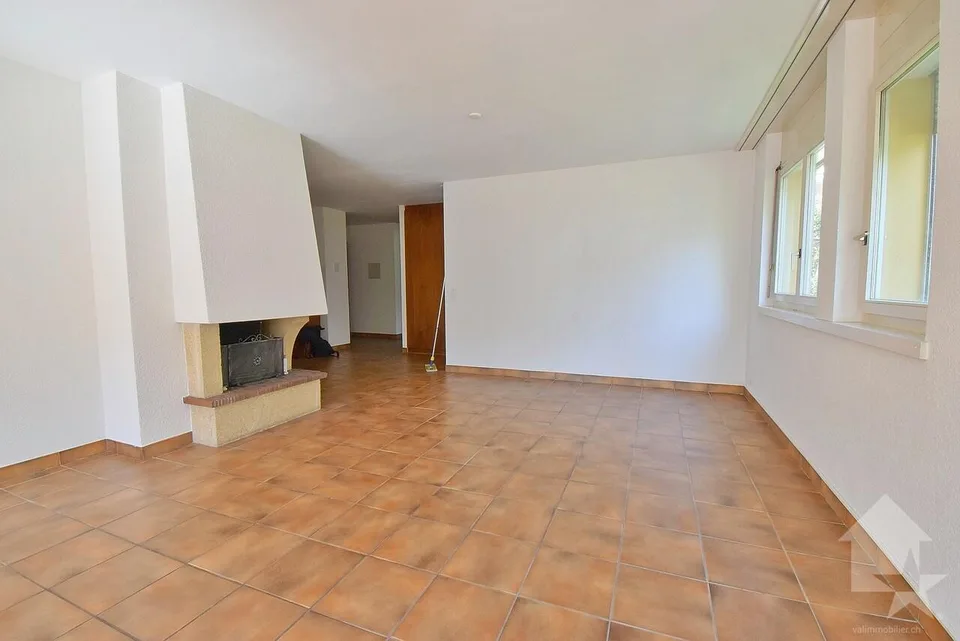 In the center of Sion 4.5 rooms with a parking space included