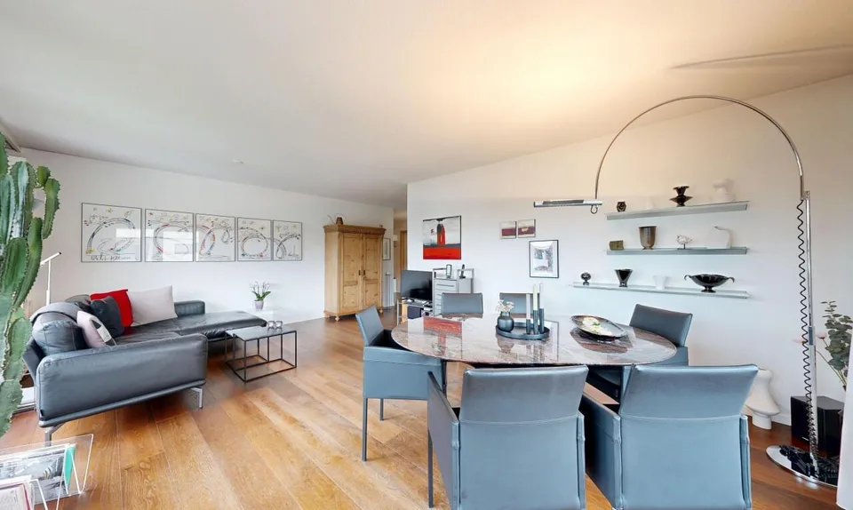 Gepflegte 4.5 Zimmer Wohnung an ruhiger Lage in Schönbühl