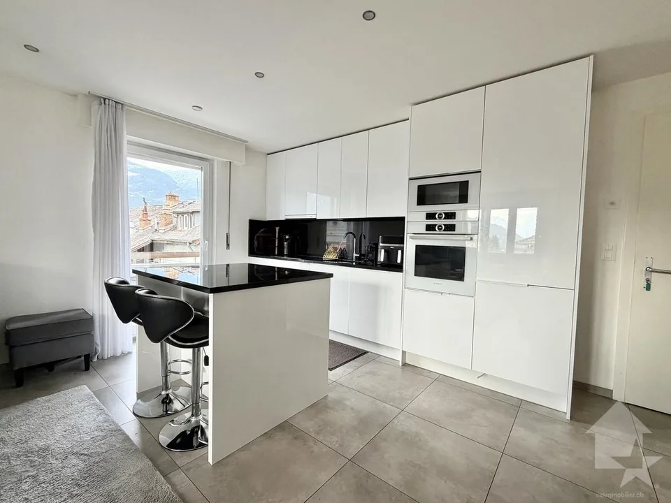 Wunderschöne 3.5-Zimmer-Wohnung mit Parkplatz
