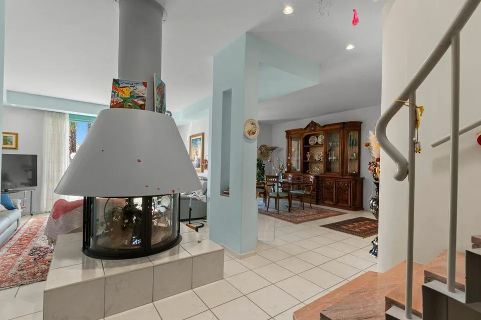 Prästigiosa Villa für eine Familie _ Taverne Torricella