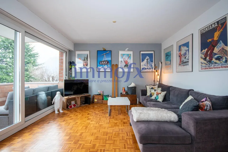 Wohnung mit 3.5 Zimmern und Panoramablick in Paradiso