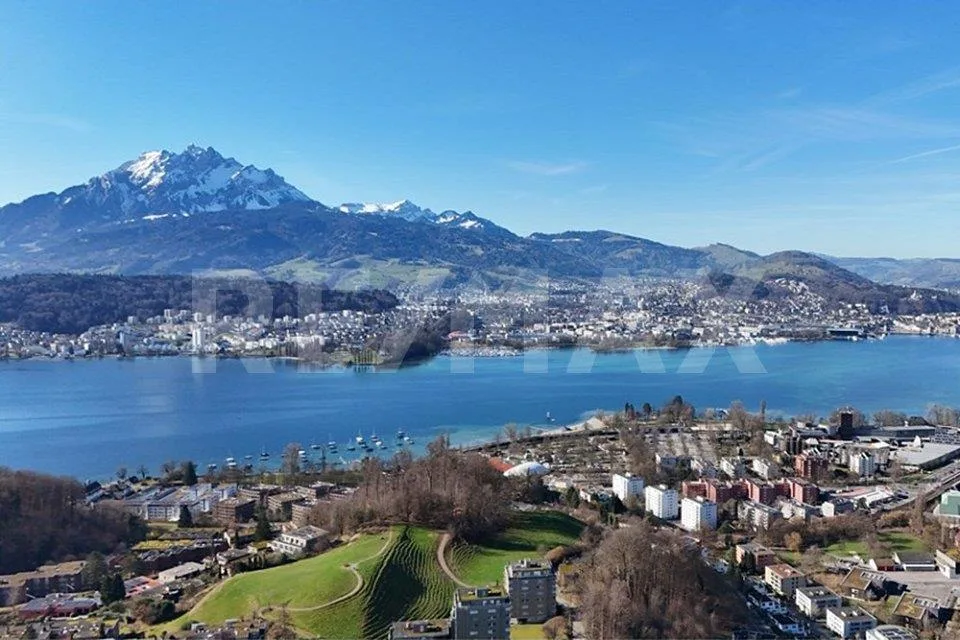 Appartement 4½ pièces avec vue sur le lac et les montagnes