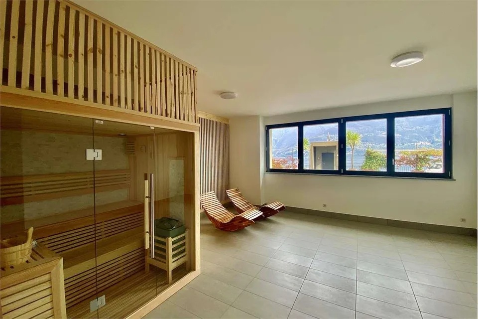 Exclusive apartment with breathtaking views of Lake Maggiore – photo 7 of 12