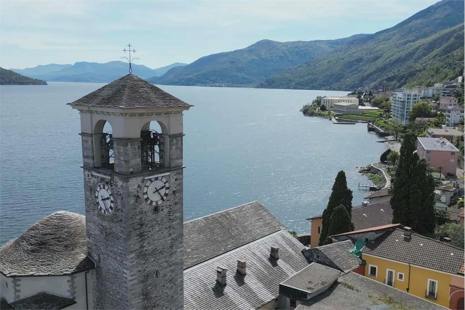 Exclusive apartment with breathtaking views of Lake Maggiore – photo 11 of 12