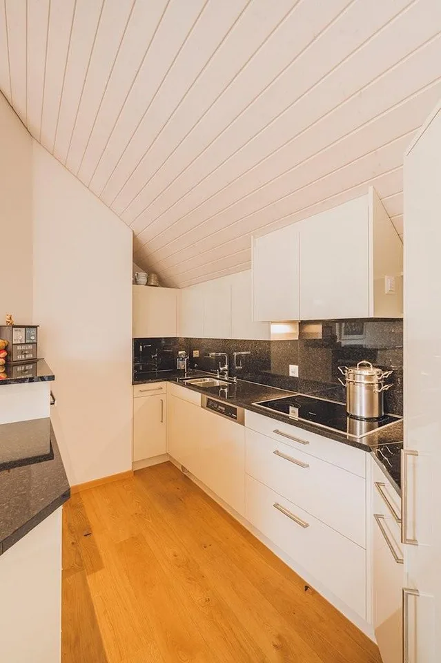 Spacious, modern attic apartment in a sunny location with a view of the Säntis