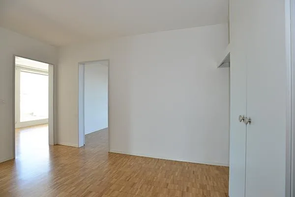 Appartement dans le Glattpark avec son propre lac ! Location sans caution