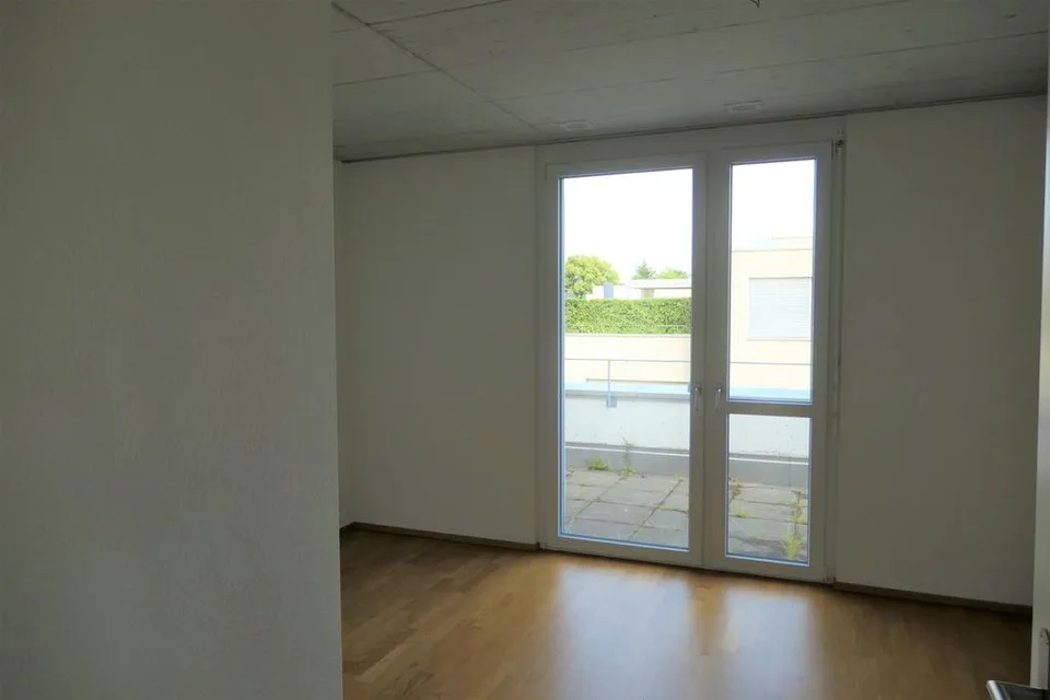 ATTIKAWOHNUNG MIT LOGGIA UND GROSSER TERRASSE – foto 6 di 9