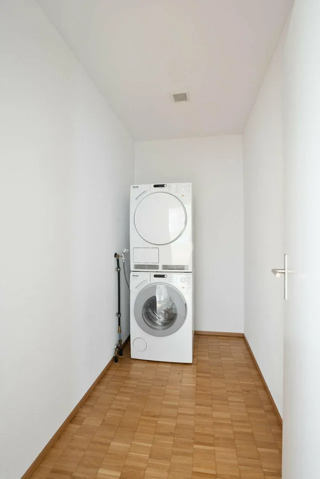 Moderne Wohnung im Glattpark - MIETEN OHNE KAUTION
