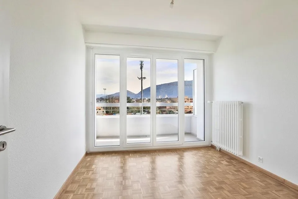 Prächtige 5-Zimmer-Wohnung, nahe allen Annehmlichkeiten