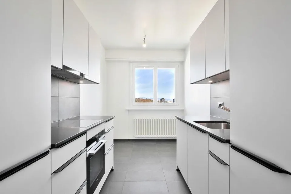 Prächtige 5-Zimmer-Wohnung, nahe allen Annehmlichkeiten