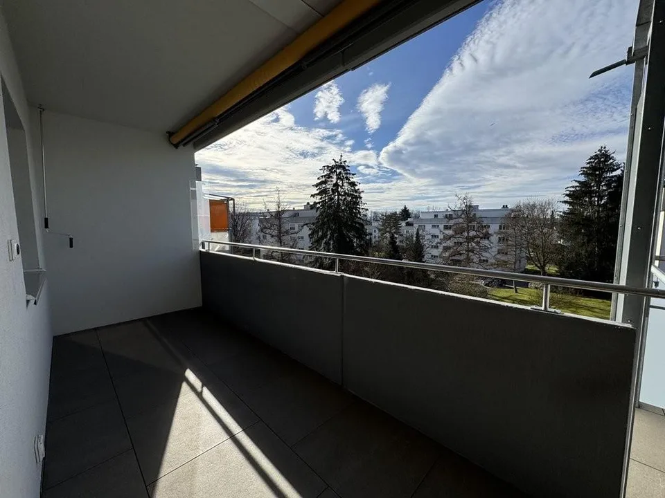 Attractive 4.5-room apartment with spacious balcony – photo 11 of 12