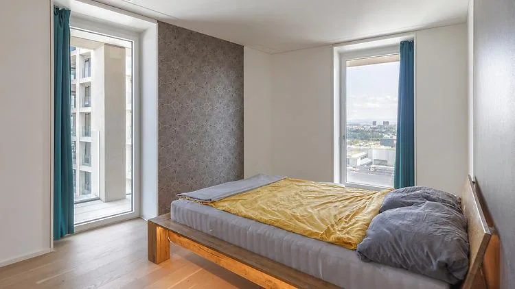 2½ ZI-WOHNUNG IN ZÜRICH - KREIS 11 OERLIKON, MÖBLIERT