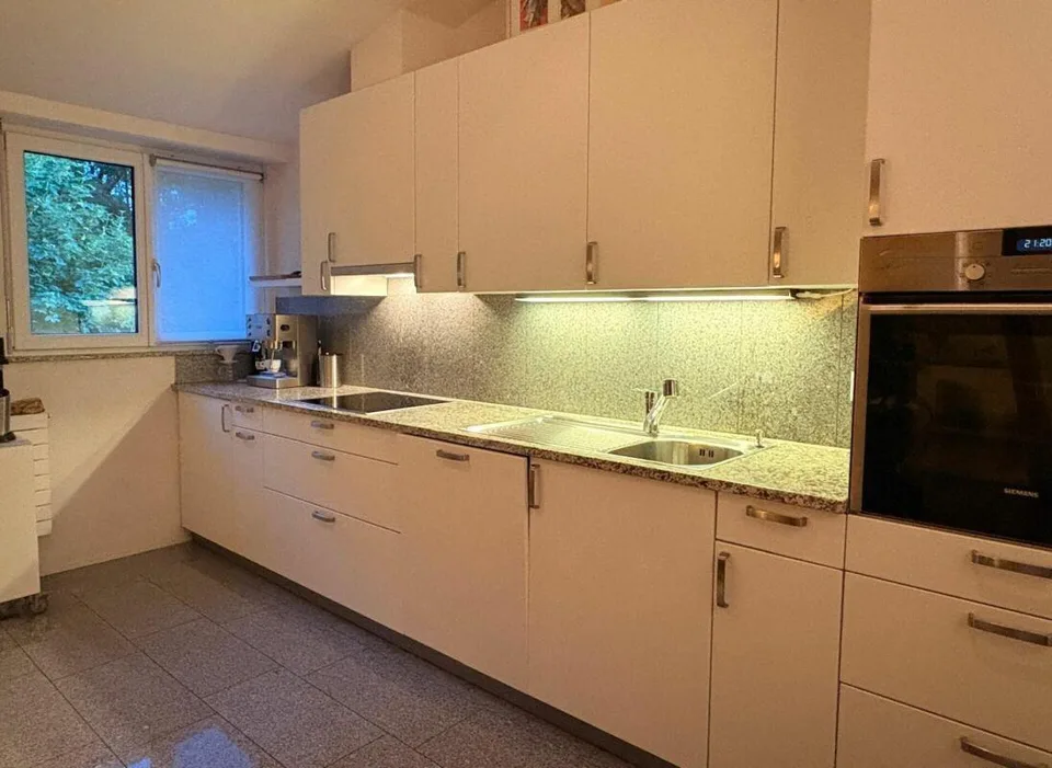 Grand appartement 1.5 pièces avec balcon