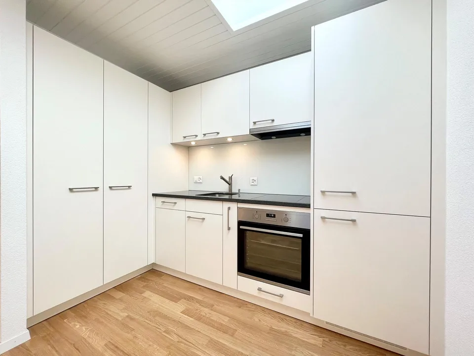 Totalsanierte 1.5-Zimmerwohnung an zentraler Lage! – Foto 7 von 9