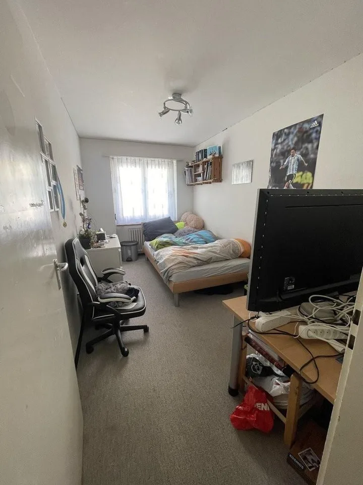 4-Zimmerwohnung an der Burgstr. 59 in Uster befristet bis 30.09.2027