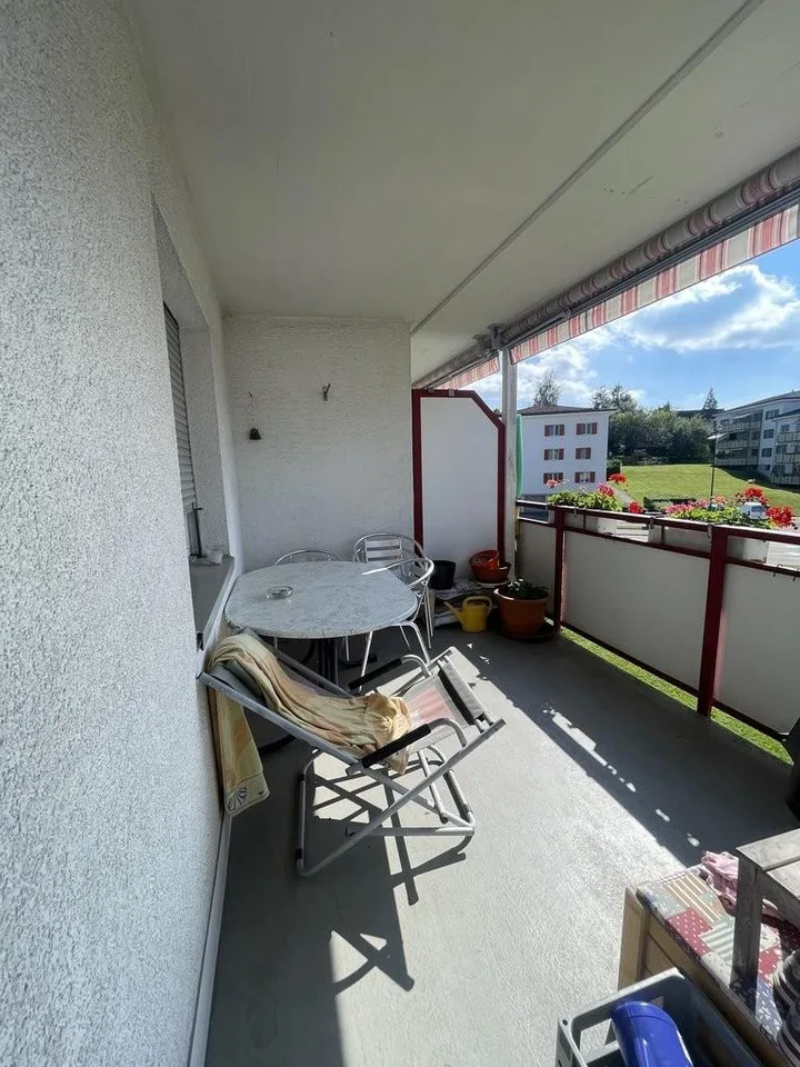 4-Zimmerwohnung an der Burgstr. 59 in Uster befristet bis 30.09.2027