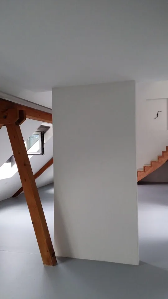Appartement loft moderne dans le centre-ville – photo 12 sur 14