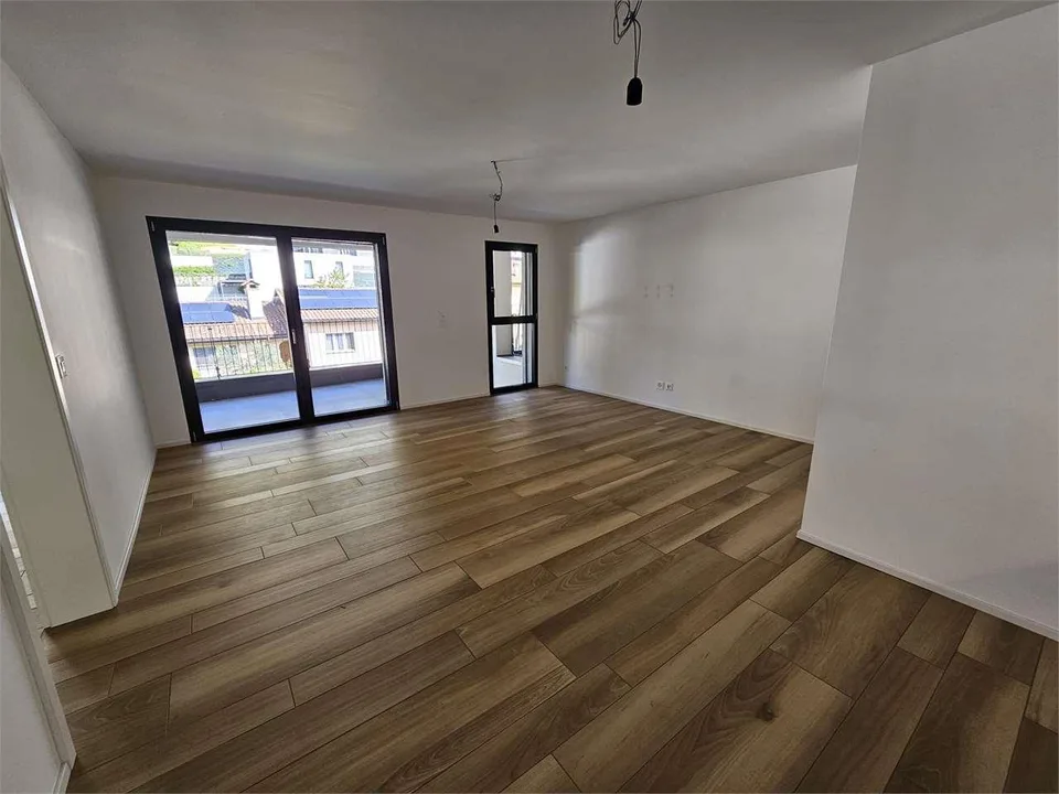 Gudo, rent 2.5 rooms with terrace