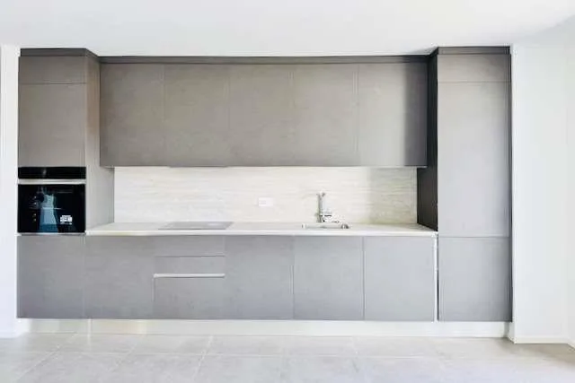 Nous louons un nouvel appartement 4.5 pièces à Cagiallo
