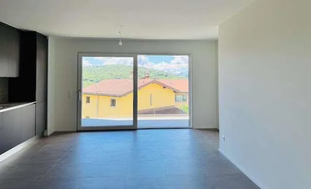 Affittiamo nuovo 4.5 locali a Cagiallo