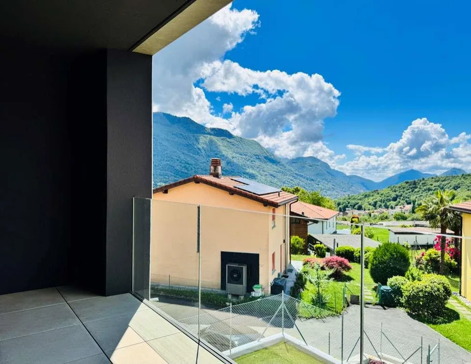Nous louons un nouvel appartement 4.5 pièces à Cagiallo