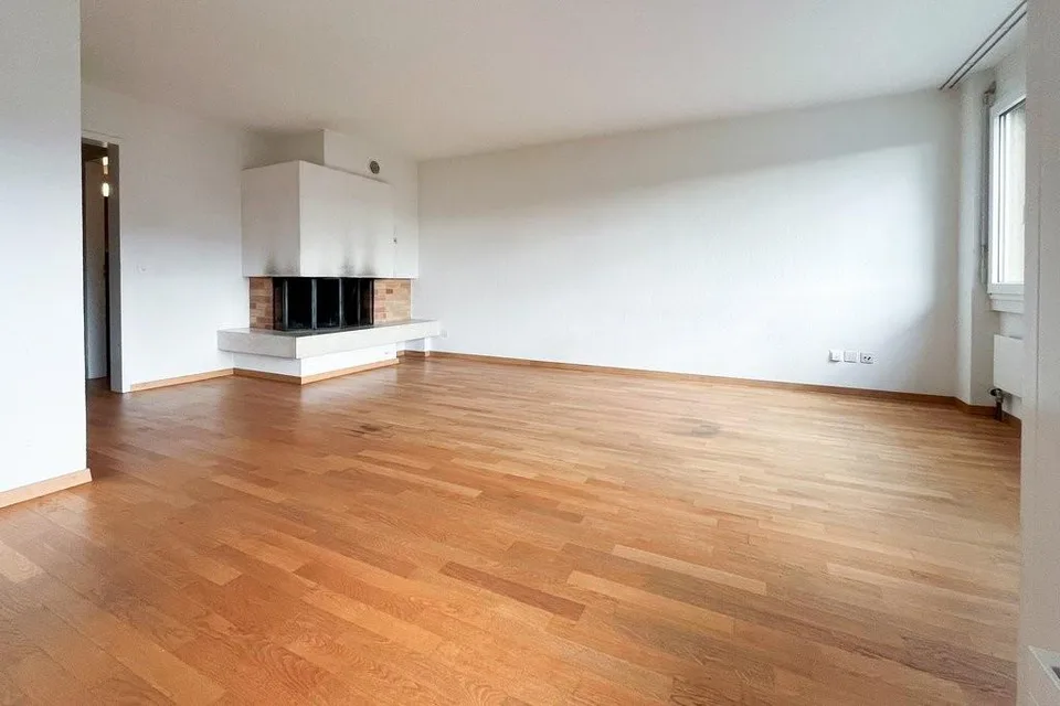 Gemütliche 3.5-Zimmer-Wohnung mit Cheminée zu vermieten