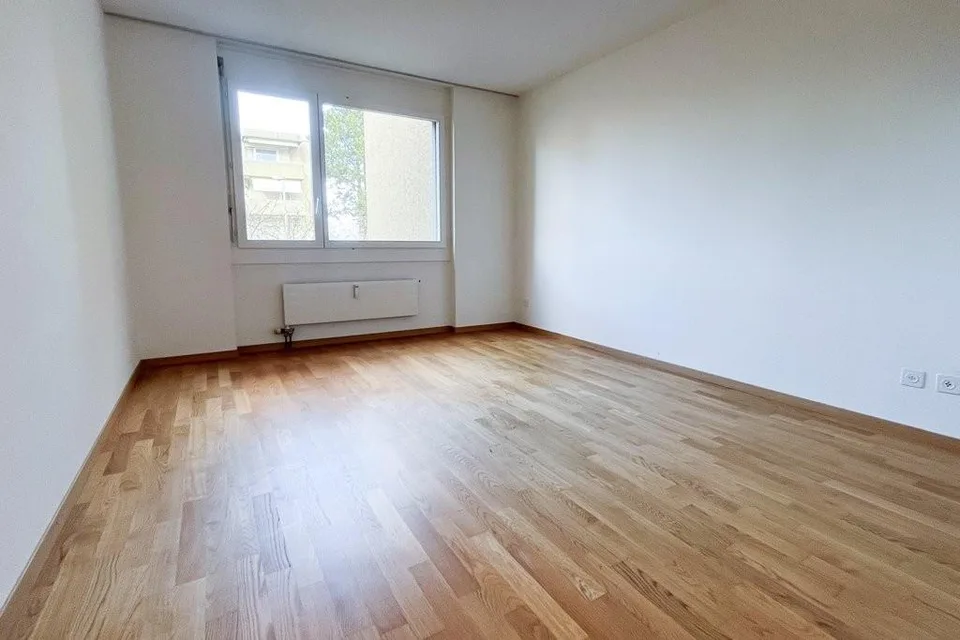 Gemütliche 3.5-Zimmer-Wohnung mit Cheminée zu vermieten – Foto 8 von 9