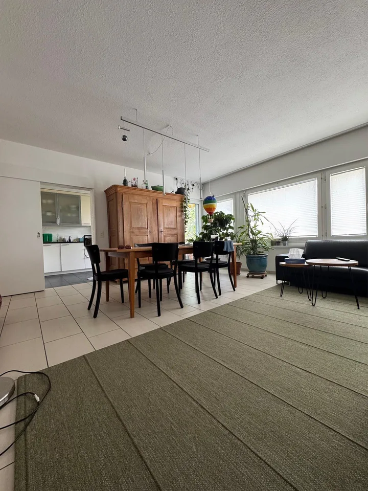Moderne 5.5-Zimmer-Wohnung am Lindspitz im Eigentumsstandard!