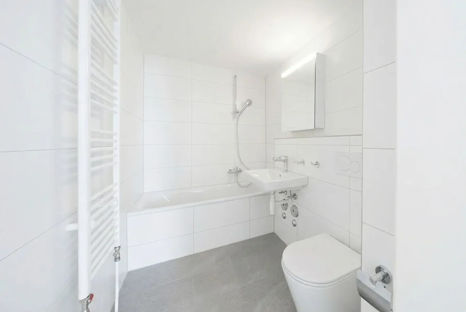 Top neu sanierte Liegenschaft
