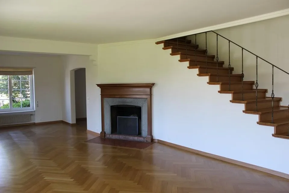 Casa unifamiliare affascinante con vista sulla città di Zurigo