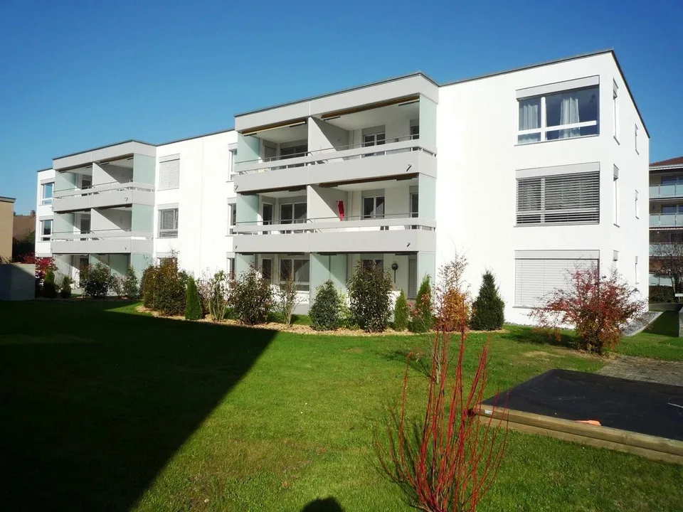 Moderne 4.5-ZW im 2. OG à 103 m²