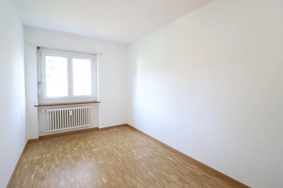 Grosszügige 4.5-Zimmerwohnung zu vermieten
