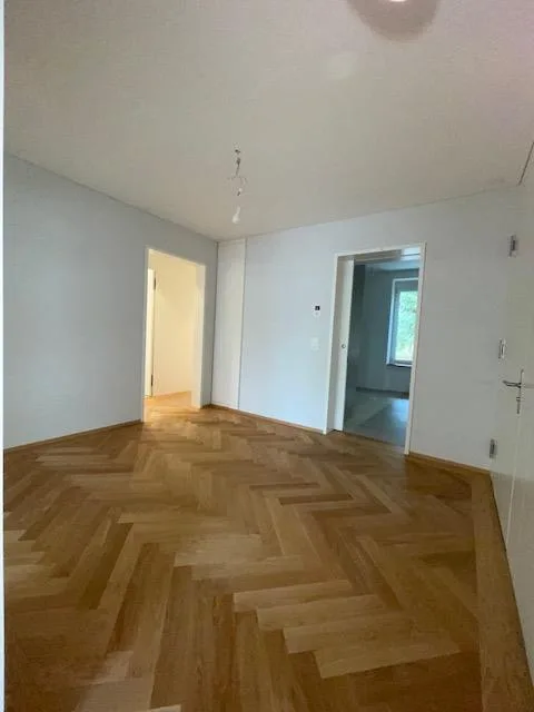 Erstbezug einer 5-Zimmerwohnung in stilvoller Liegenschaft im Kreis 7