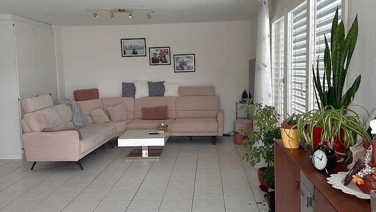 4½ ZI-WOHNUNG IN REINACH (BL), MÖBLIERT, TEMPORÄR
