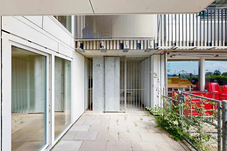 Modern 2.5-room apartment for rent in Zürich-Schwamendingen! – photo 10 of 18