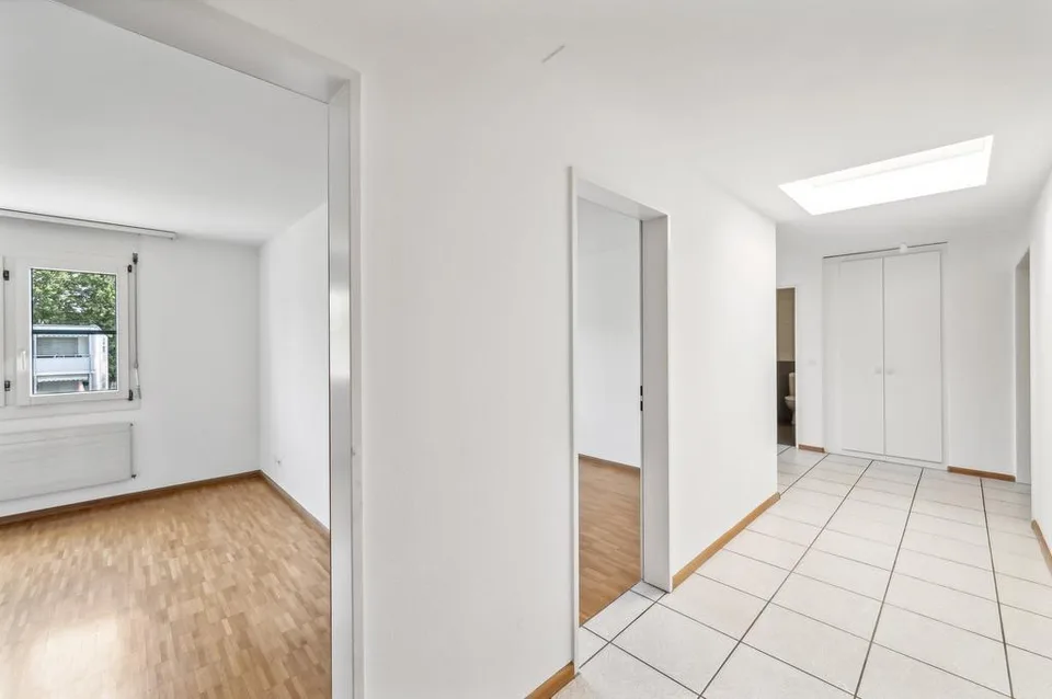 Appartamento luminoso di 4.5 locali con giardino privato – foto 7 di 9