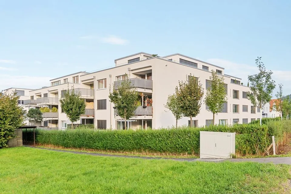 Moderne 3.5-Wohnung direkt am Rhein