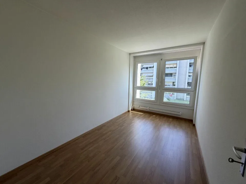 4,5 locali al 1° piano a Laufen – foto 6 di 12