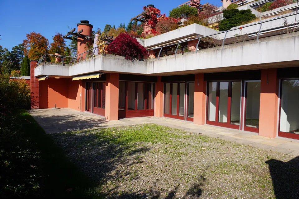 Grosszügige 5.5-Zimmer-Gartenwohnung mit 132 m²