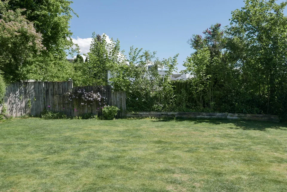 Grosszügige 5.5-Zimmer-Gartenwohnung mit 132 m², sonnigem Garten an ruhiger Lage in Effretikon – Foto 16 von 16