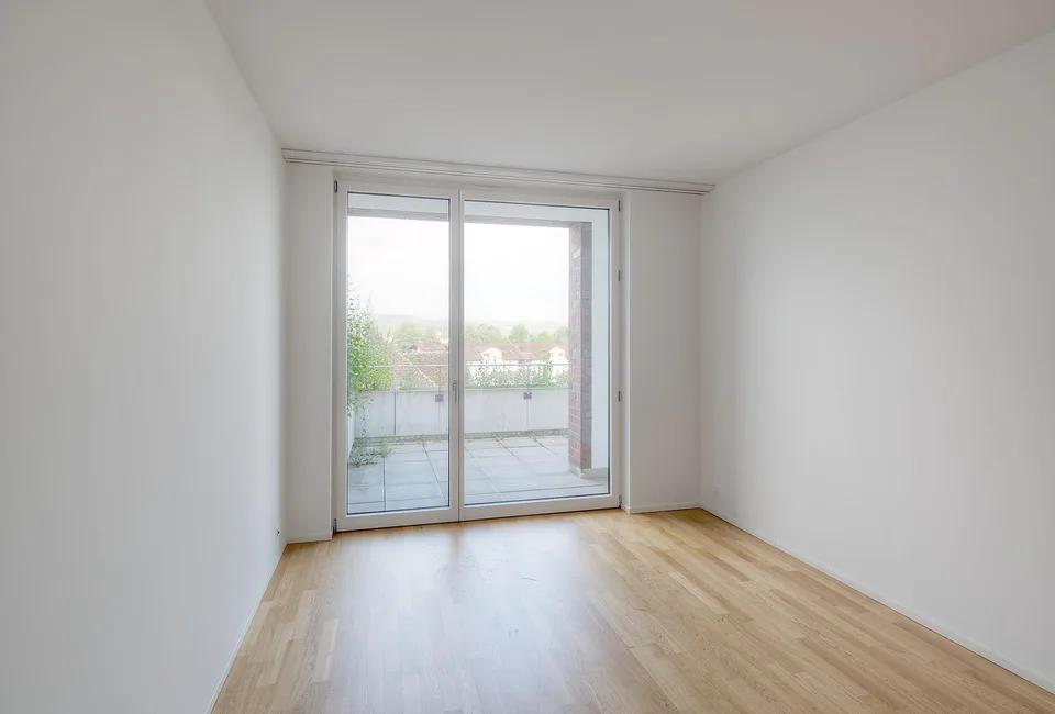 Zentrale Wohnung mit grosser Terasse und Aussicht!