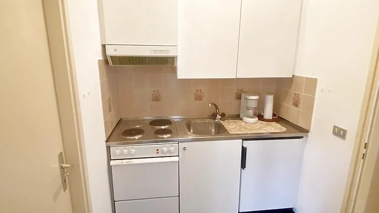 2 ZI-WOHNUNG IN VIGANELLO (TI), MÖBLIERT, TEMPORÄR