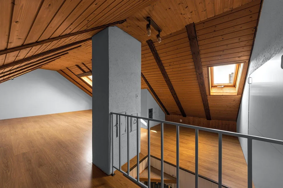 Appartamento a due piani di 4 locali senza balcone Abitazione temporanea fino al 30 novembre 2028