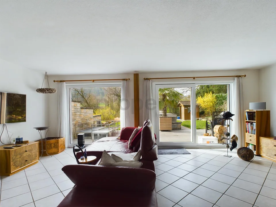 Incantevole casa a schiera di 5,5 stanze con un'atmosfera idilliaca a Endingen
