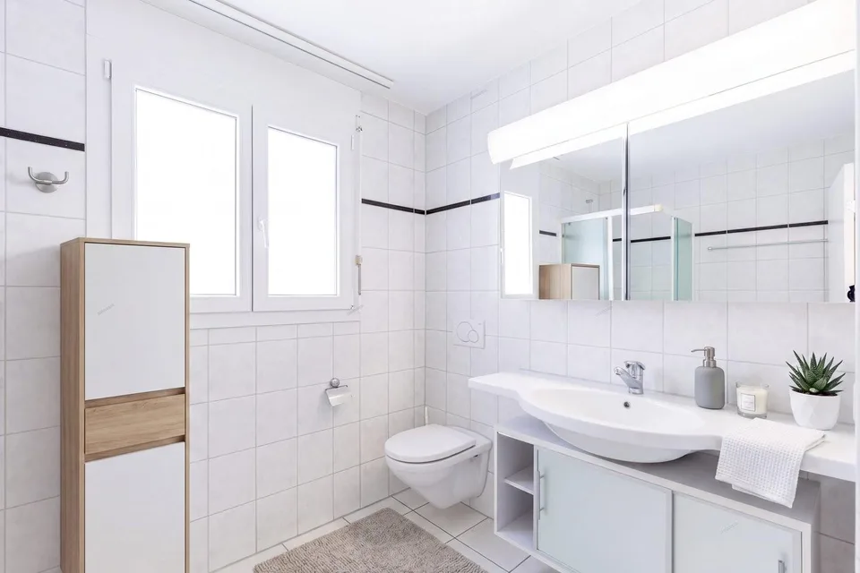 Appartamento attraente di 3,5 locali con balcone vetrato